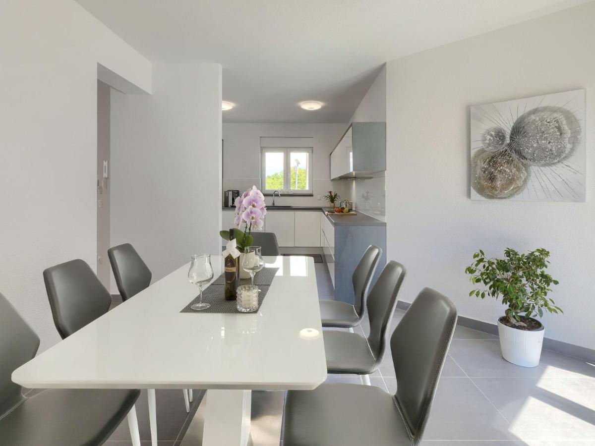 Holiday Home Villa Gocci By Interhome Kmeti Εξωτερικό φωτογραφία