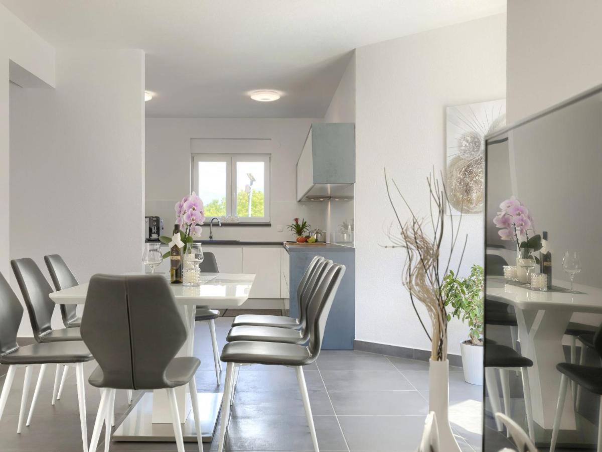 Holiday Home Villa Gocci By Interhome Kmeti Εξωτερικό φωτογραφία